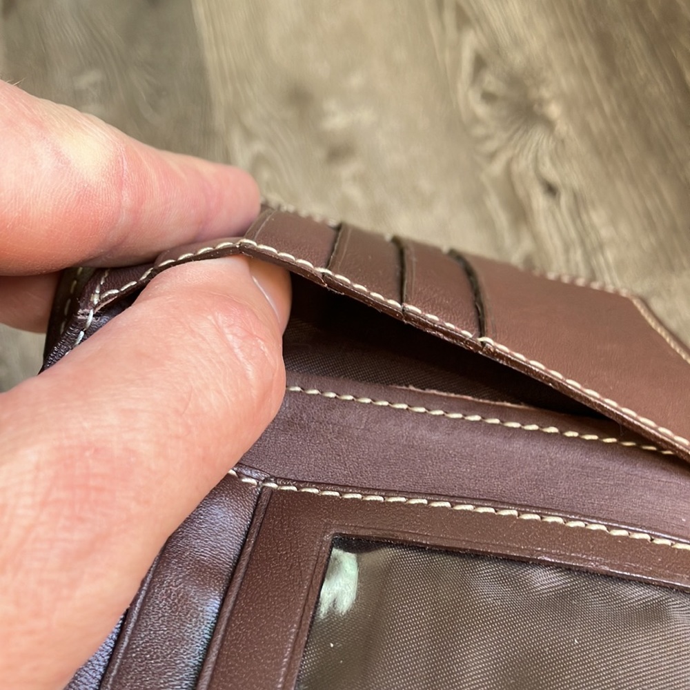 Wallet - Picture 10 of 16
